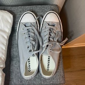 Like new Converse sneakers!